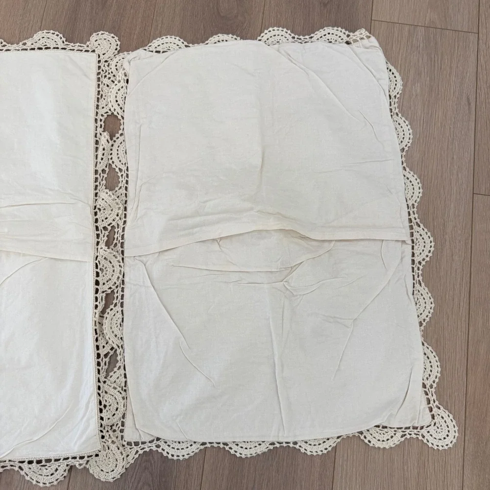 Vintage Style Ivory Crochet Lace Pillow Shams Set of 2 Cotton 21x27 Scalloped
